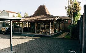 Naim House Lembang